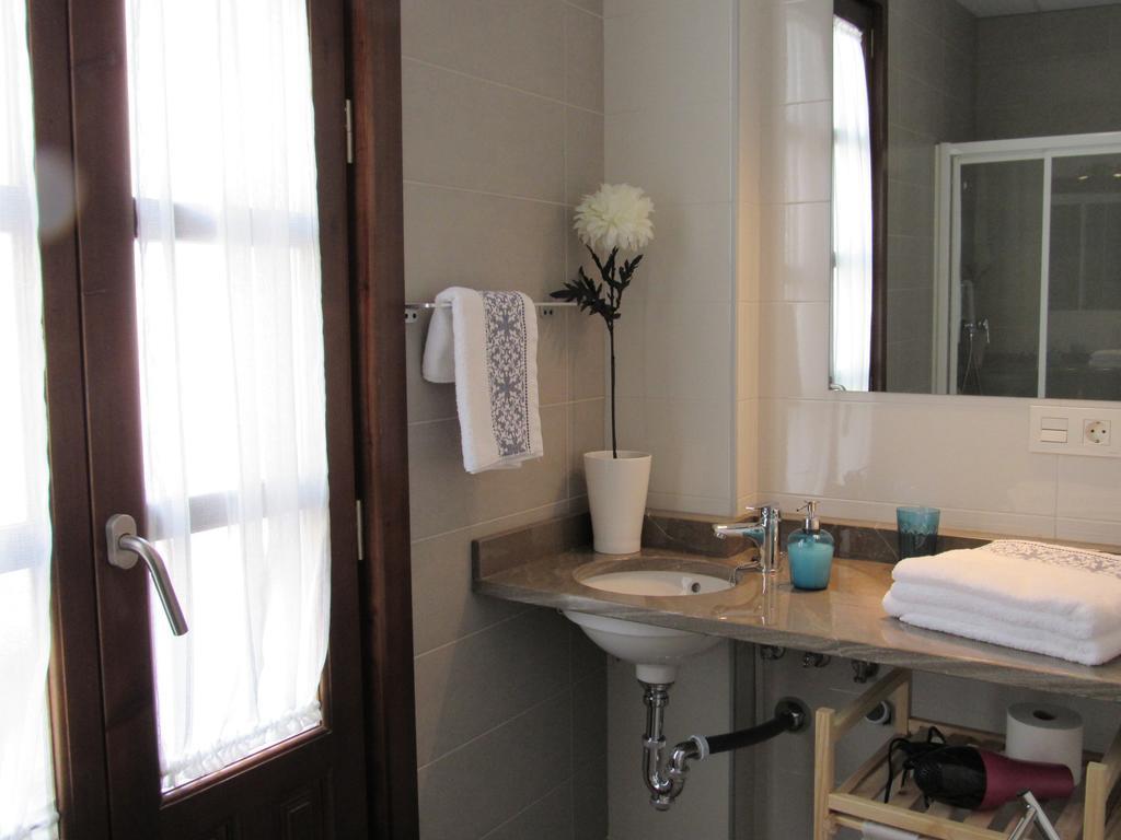 Apartamentos Ilíberis Granada Habitación foto